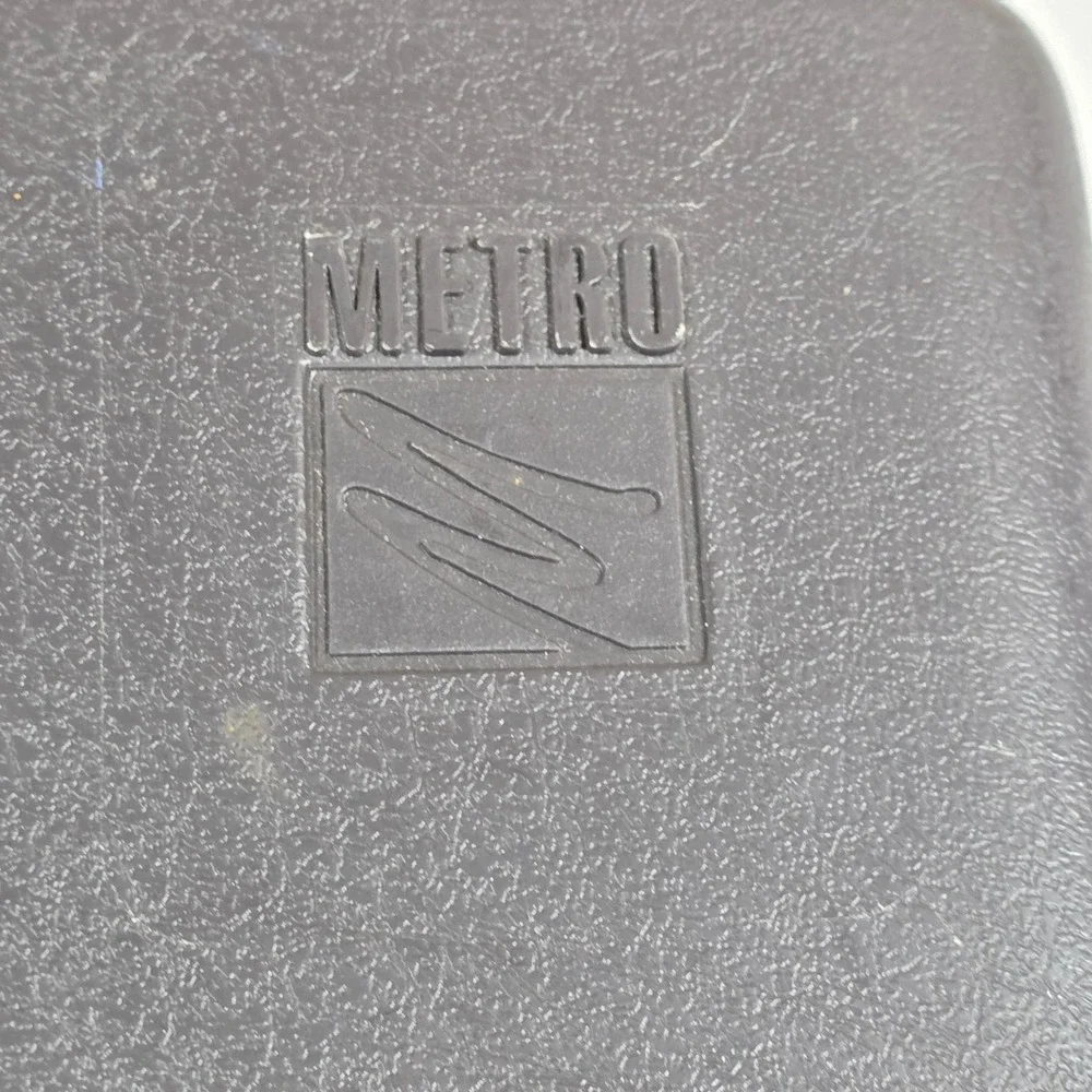 Metro‎ Plano Cassette/Tape Storage Case Organizer Good Hard-Shell